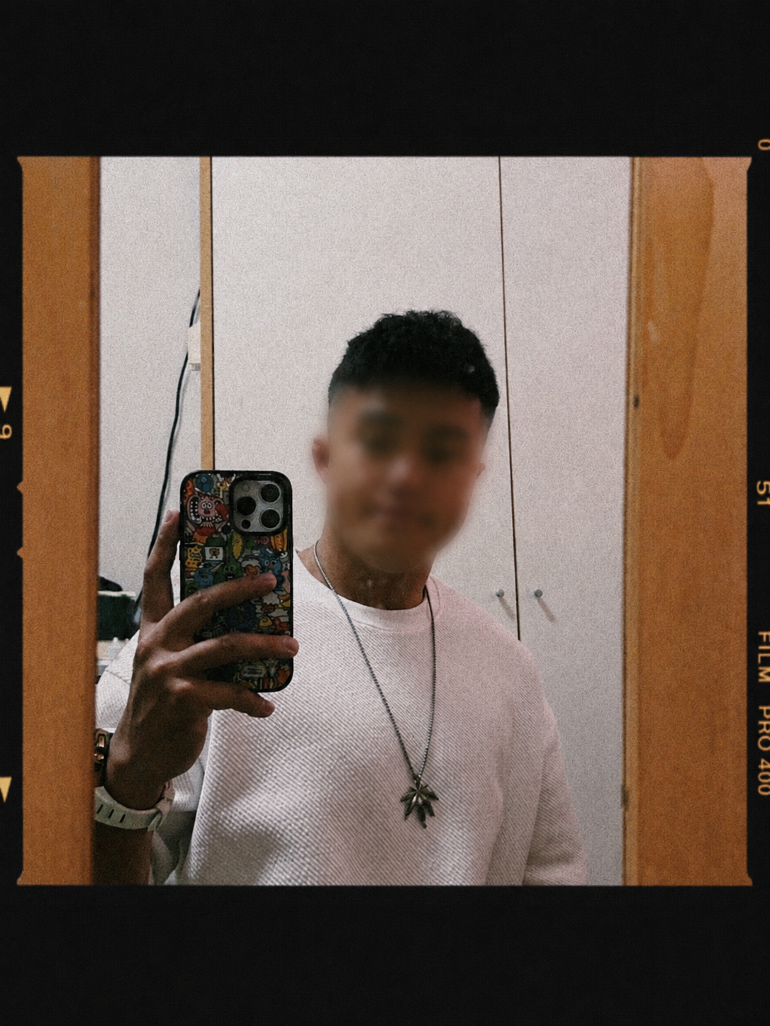 昱 男按摩師形象 1 / 3